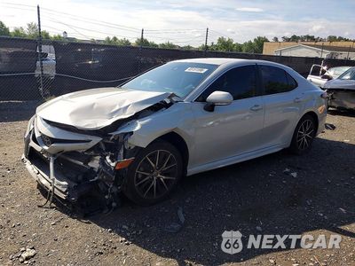 2023 TOYOTA CAMRY SE 4T1G11AK1PU111883 - główne zdjęcie licytacji z USA - miniatura