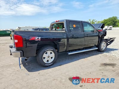 Trzecie zdjęcie samochodu z tyłu: 2013 CHEVROLET SILVERADO K1500 LTZ VIN:3GCPKTE7XDG350785 - miniatura