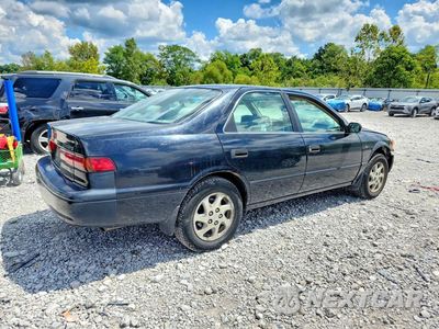Trzecie zdjęcie samochodu z tyłu: 1999 TOYOTA CAMRY LE V6 VIN:4T1BF22K5XU087376 - miniatura