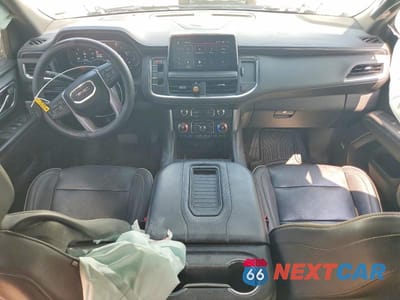 Zdjęcie 8 z 12 samochodu: 2023 GMC YUKON SLT VIN:1GKS1BKD7PR407177 - miniatura