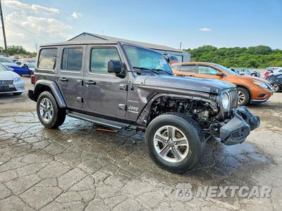 Czwarte zdjęcie samochodu z boku: 2021 JEEP WRANGLER UNLIMITED SAHARA VIN:1C4HJXEN9MW573267 - miniatura