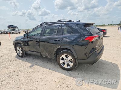 Drugie zdjęcie samochodu z przodu: 2021 TOYOTA RAV4 XLE VIN:4T3RWRFV2MU034374 - miniatura