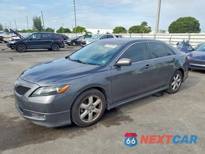 2007 TOYOTA CAMRY SE 4T1BE46K57U632775 - główne zdjęcie licytacji z USA - miniatura