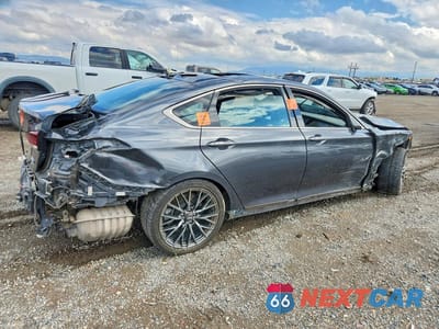 Trzecie zdjęcie samochodu z tyłu: 2018 GENESIS G80 SPORT VIN:KMHGN4JB2JU225002 - miniatura