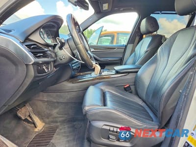 Zdjęcie 7 z 14 samochodu: 2017 BMW X5 XDRIVE35I VIN:5UXKR0C39H0X79414 - miniatura