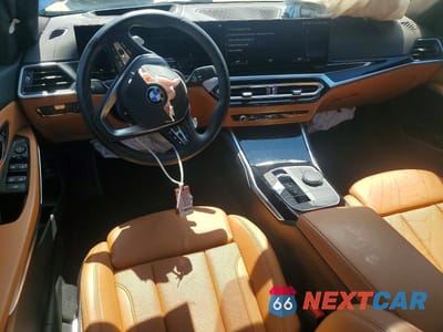 Zdjęcie 8 z 12 samochodu: 2023 BMW 3ER 330I VIN:3MW69FF02P8D24946 - miniatura