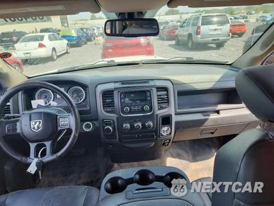 Zdjęcie 8 z 12 samochodu: 2018 RAM 1500 ST VIN:3C6JR6DG8JG167103 - miniatura