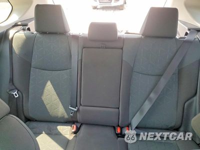 Zdjęcie 10 z 14 samochodu: 2025 TOYOTA RAV4 XLE VIN:2T3P1RFV7SW561720 - miniatura