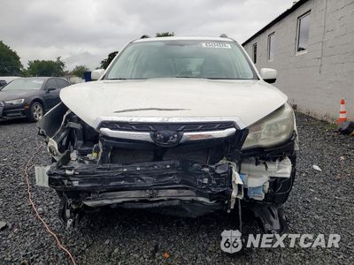 Piąte zdjęcie samochodu w środku: 2018 SUBARU FORESTER 2.5I LIMITED VIN:JF2SJAJC2JH572888 - miniatura