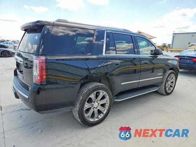 Trzecie zdjęcie samochodu z tyłu: 2019 GMC YUKON DENALI VIN:1GKS1CKJ9KR320773 - miniatura