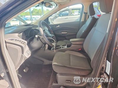 Zdjęcie 7 z 13 samochodu: 2018 FORD ESCAPE SE VIN:1FMCU9GD3JUA21509 - miniatura