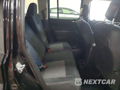 Zdjęcie 11 z 13 samochodu: 2014 JEEP PATRIOT LATITUDE VIN:1C4NJRFB0ED820711 - miniatura
