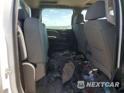 Zdjęcie 10 z 12 samochodu: 2019 CHEVROLET SILVERADO K3500 VIN:1GB4KVCYXKF166685 - miniatura