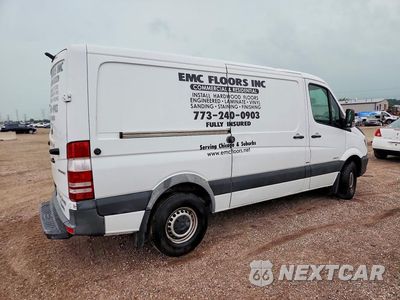 Trzecie zdjęcie samochodu z tyłu: 2016 MERCEDES-BENZ SPRINTER 2500 DELIVERY VAN VIN:WD3PE7DD0GP340301 - miniatura