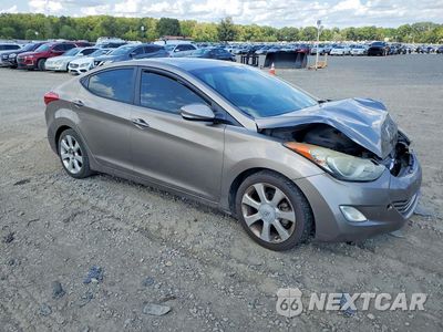 Czwarte zdjęcie samochodu z boku: 2013 HYUNDAI ELANTRA LIMITED VIN:5NPDH4AE9DH332149 - miniatura