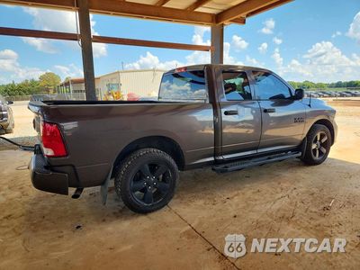 Trzecie zdjęcie samochodu z tyłu: 2018 RAM 1500 ST VIN:1C6RR6FG4JS280555 - miniatura