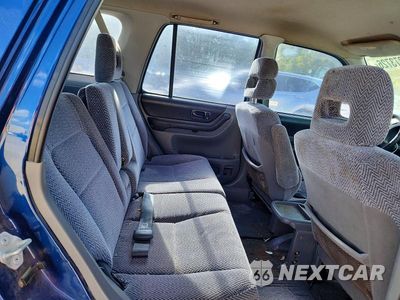 Zdjęcie 11 z 13 samochodu: 1998 HONDA CR-V LX VIN:JHLRD2841WC015079 - miniatura