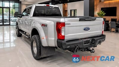 Trzecie zdjęcie samochodu z tyłu: 2017 FORD F350 SUPER DUTY VIN:1FT8W3DT0HEC30594 - miniatura