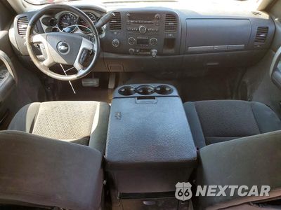 Zdjęcie 8 z 12 samochodu: 2007 CHEVROLET SILVERADO K1500 CREW CAB VIN:3GCEK13M07G550051 - miniatura
