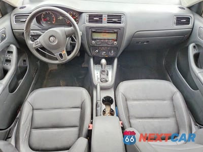 Zdjęcie 8 z 12 samochodu: 2011 VOLKSWAGEN JETTA SE VIN:3VWDZ7AJ7BM109480 - miniatura