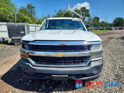Piąte zdjęcie samochodu w środku: 2016 CHEVROLET SILVERADO K1500 VIN:1GBNKNEC8GZ178393 - miniatura