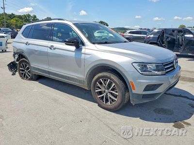 Czwarte zdjęcie samochodu z boku: 2020 VOLKSWAGEN TIGUAN SE VIN:3VV3B7AX2LM169760 - miniatura