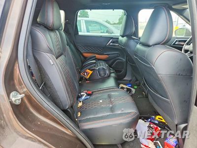 Zdjęcie 11 z 13 samochodu: 2022 MITSUBISHI OUTLANDER SEL VIN:JA4J4VA80NZ082304 - miniatura