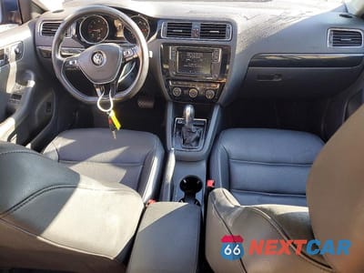 Zdjęcie 8 z 13 samochodu: 2017 VOLKSWAGEN JETTA SEL VIN:3VWL17AJ3HM395923 - miniatura