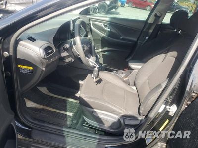 Zdjęcie 7 z 13 samochodu: 2019 HYUNDAI ELANTRA GT BASE VIN:KMHH35LE3KU094834 - miniatura