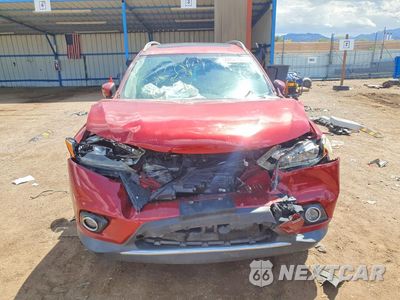 Piąte zdjęcie samochodu w środku: 2016 NISSAN ROGUE SV VIN:5N1AT2MV2GC797823 - miniatura