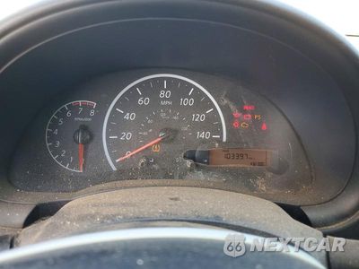 Zdjęcie 9 z 12 samochodu: 2018 NISSAN VERSA S VIN:3N1CN7AP5JL802568 - miniatura