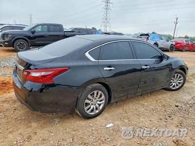 Trzecie zdjęcie samochodu z tyłu: 2018 NISSAN ALTIMA 2.5 S VIN:1N4AL3AP6JC219270 - miniatura