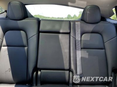 Zdjęcie 10 z 13 samochodu: 2024 TESLA MODEL Y VIN:7SAYGDEE5RF186517 - miniatura