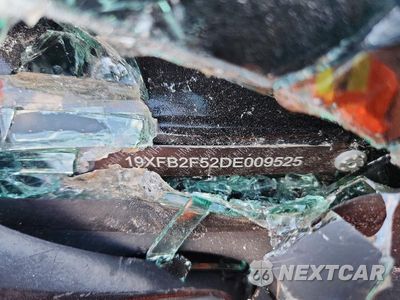 Zdjęcie 12 z 12 samochodu: 2013 HONDA CIVIC LX VIN:19XFB2F52DE009525 - miniatura