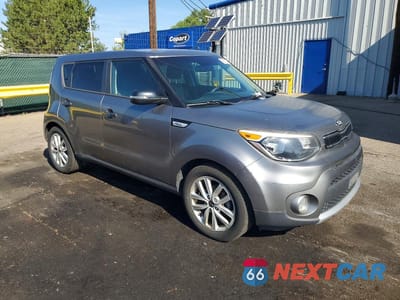 Czwarte zdjęcie samochodu z boku: 2017 KIA SOUL + VIN:KNDJP3A58H7444273 - miniatura