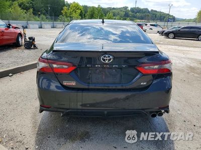 Zdjęcie 6 z 12 samochodu: 2022 TOYOTA CAMRY SE VIN:4T1G11AK3NU060464 - miniatura