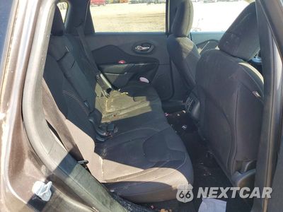 Zdjęcie 10 z 12 samochodu: 2015 JEEP CHEROKEE LATITUDE VIN:1C4PJMCS2FW538544 - miniatura