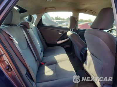 Zdjęcie 10 z 12 samochodu: 2012 TOYOTA PRIUS TWO VIN:JTDKN3DU2C1601109 - miniatura