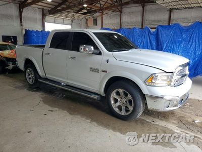 Czwarte zdjęcie samochodu z boku: 2018 RAM 1500 LARAMIE VIN:1C6RR7NT3JS221100 - miniatura