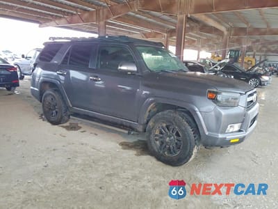 Czwarte zdjęcie samochodu z boku: 2011 TOYOTA 4RUNNER SR5 VIN:JTEZU5JR0B5017095 - miniatura