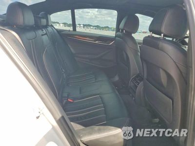 Zdjęcie 10 z 13 samochodu: 2018 BMW 530 I VIN:WBAJA5C58JWA37530 - miniatura