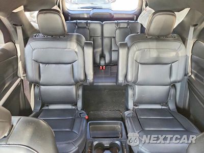 Zdjęcie 10 z 13 samochodu: 2020 FORD EXPLORER XLT VIN:1FMSK8DH5LGB72744 - miniatura