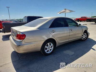 Trzecie zdjęcie samochodu z tyłu: 2005 TOYOTA CAMRY LE VIN:4T1BE32K25U953184 - miniatura
