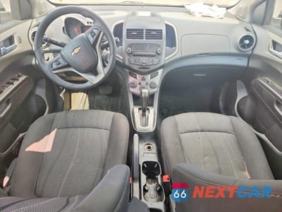 Zdjęcie 8 z 13 samochodu: 2014 CHEVROLET SONIC LT VIN:1G1JC6SH0E4136722 - miniatura