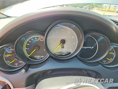Zdjęcie 9 z 14 samochodu: 2017 PORSCHE CAYENNE SE HYBRID PLATINUM VIN:WP1AE2A29HLA74804 - miniatura