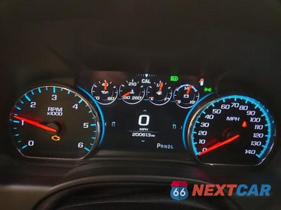 Zdjęcie 9 z 14 samochodu: 2019 GMC YUKON XL DENALI VIN:1GKS2HKJ3KR257549 - miniatura