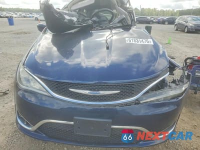 Zdjęcie 12 z 13 samochodu: 2018 CHRYSLER PACIFICA TOURING L VIN:2C4RC1BG1JR294028 - miniatura