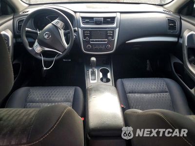 Zdjęcie 8 z 12 samochodu: 2017 NISSAN ALTIMA VIN:1N4AL3AP9HC251771 - miniatura