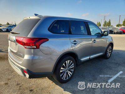 Trzecie zdjęcie samochodu z tyłu: 2019 MITSUBISHI OUTLANDER SE VIN:JA4AD3A39KZ032344 - miniatura