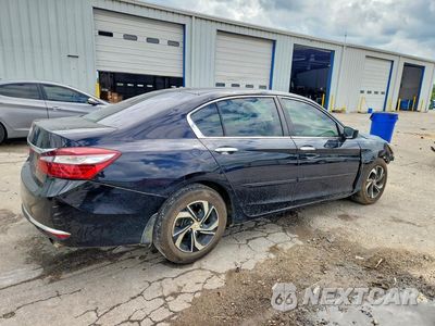Trzecie zdjęcie samochodu z tyłu: 2017 HONDA ACCORD LX VIN:1HGCR2F38HA125660 - miniatura